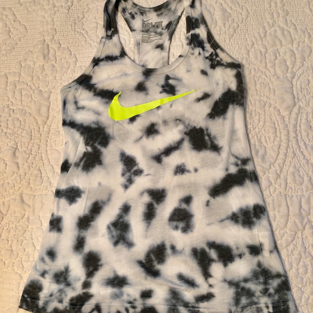 Nike Dri Fit Tank size xs